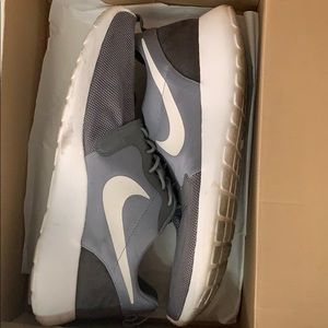 Used Men’s RosheRun